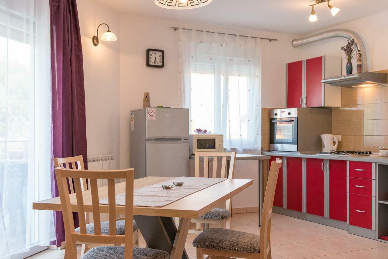Antonija Apartment Pula Bagian luar foto